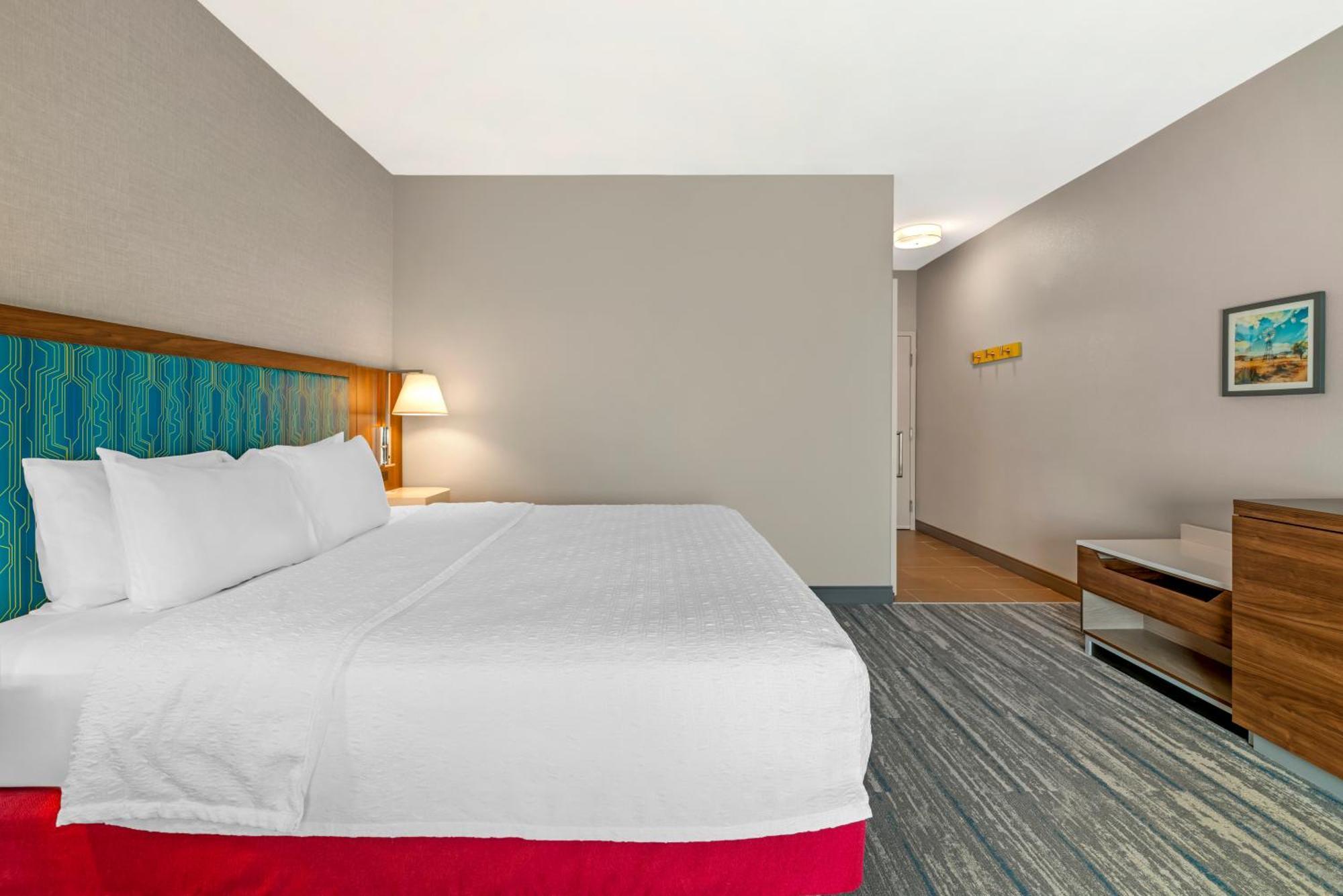 King Room - Hearing Access/Non-Smoking